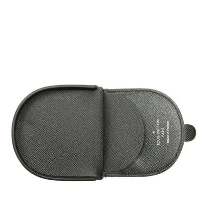 Louis Vuitton Taiga Porte Monnaie Cuvette Coin Purse